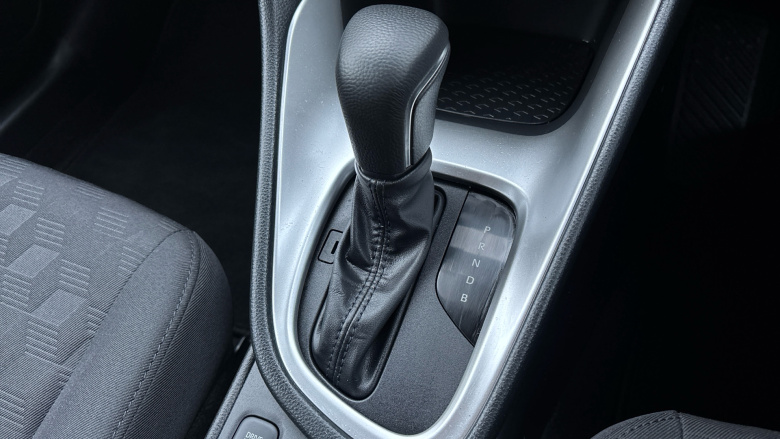 Toyota Yaris 1.5 Hybrid Icon 5dr CVT Hybrid Hatchback